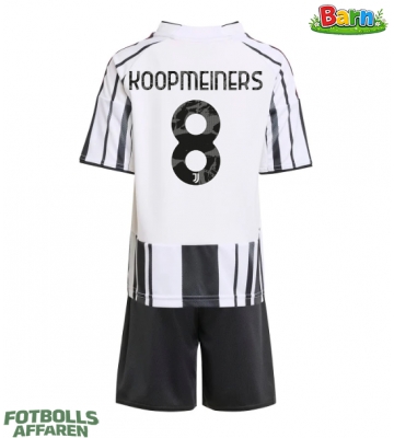 Juventus Teun Koopmeiners #8 Hemmaställ Barn 2025-26 Kortärmad (+ Korta byxor)